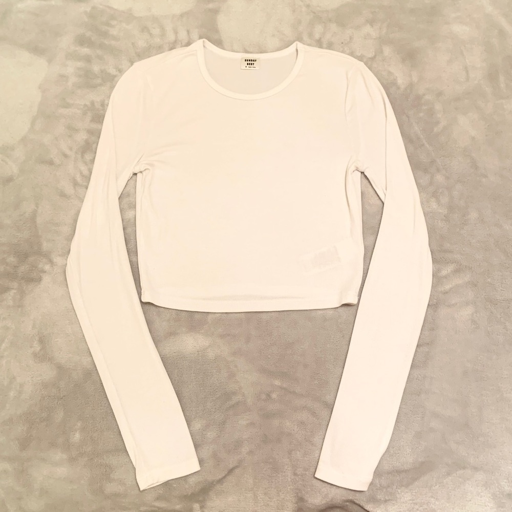 **SOLD** Aritzia ‘Sunday Best’ long sleeve top